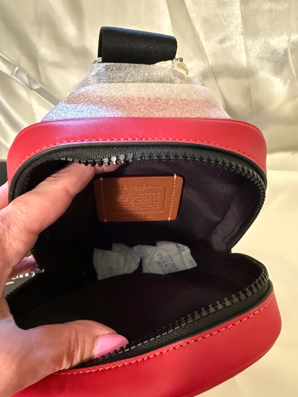 ♥️Coach NWT True Red Leather Racer Sling Pack with Silver Hardware - Picture 7 of 9